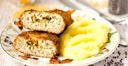 Котлеты из свинины с горчичным маслом
