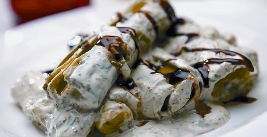 Лук-порей с соусом «Винегрет»