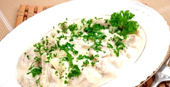 Минтай жареный в сметане