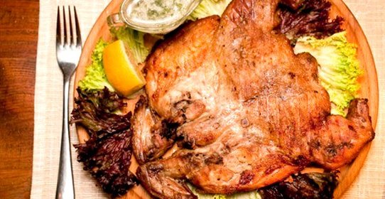 Цыпленок табака с чесночным соусом