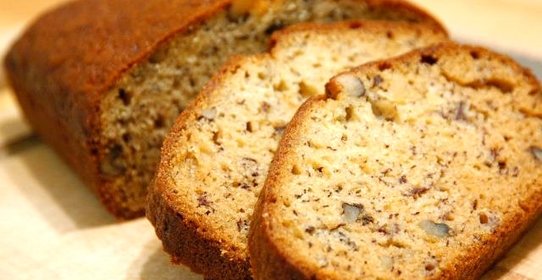 Банановый хлеб с орехами
