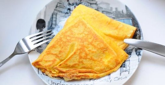 Морковные блины с сыром и фетой