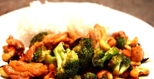 Курица с кешью