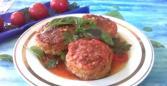 Котлеты из полуфабрикатов в мультиварке