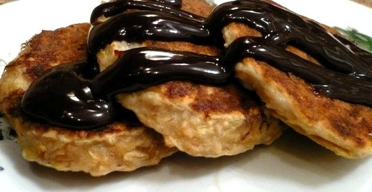 Овсяные оладьи с яблоком