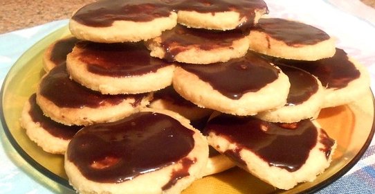 Песочное печенье с глазурью