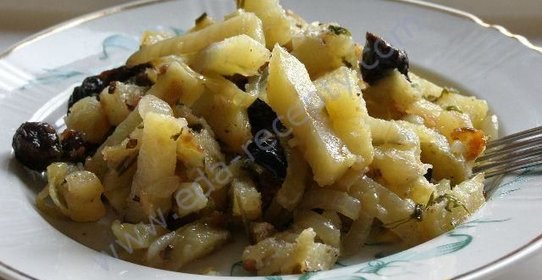 Картофель с черносливом