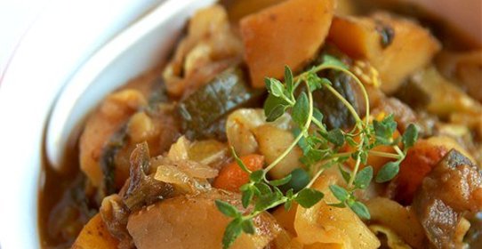 Овощное рагу с базиликом