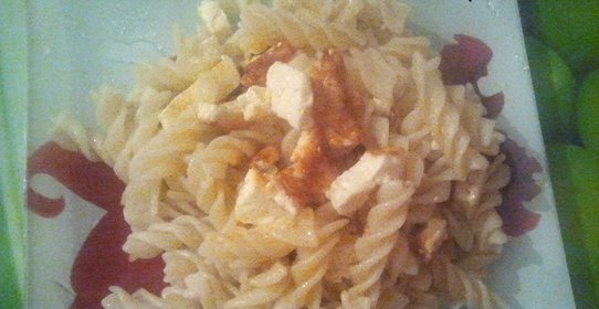 Макароны с жаренным сыром