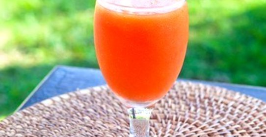 Арбузный сок с базиликом