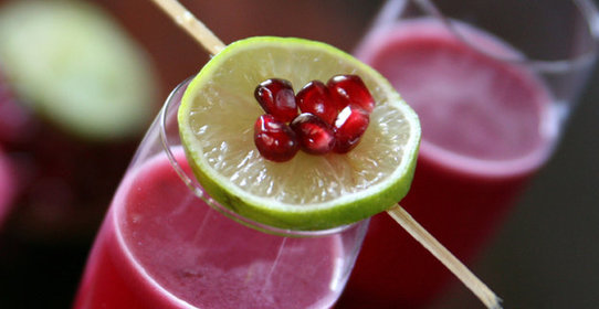 Кампари с соком грейпфрута и граната