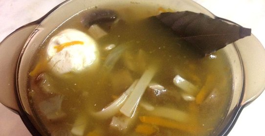 Грибной суп с лапшой