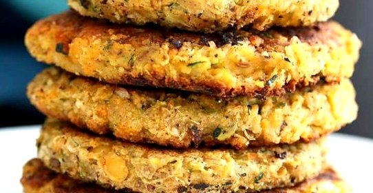 Постные морковные оладьи