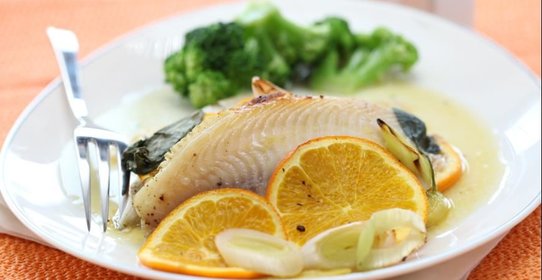 Рыба, запеченная в пергаменте