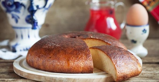 Манник с хурмой в мультиварке