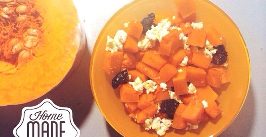 Тушеная тыква с творогом и сухофруктами