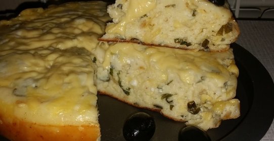 Греческий пирог с луком и сыром