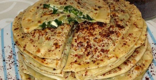 Кутабы с сыром и зеленью