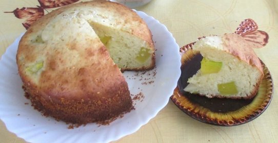 Шарлотка с тыквой