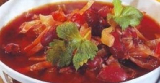 Суп томатный с чесночным хлебом