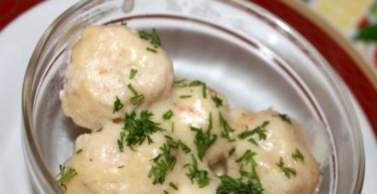 Тефтели в молочном соусе