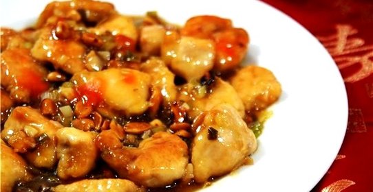 Куриное филе с арахисом