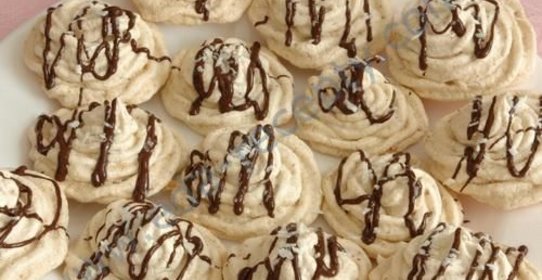 Миндально-кокосовые безе