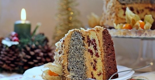 Трехцветный торт