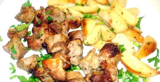 Шашлык с картофелем запеченный в духовке