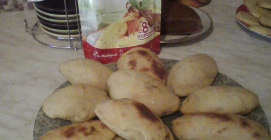 Белорусские картофельные пирожки с грибами, капустой и яйцом