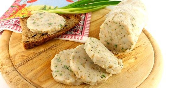 Сало через мясорубку с чесноком