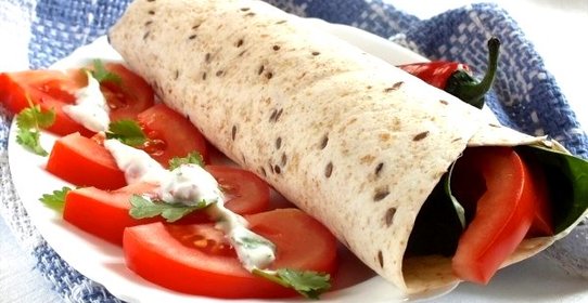 Тортилья с курицей-гриль