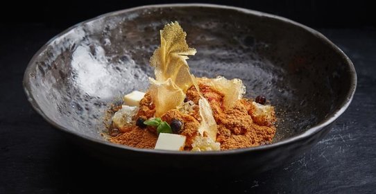 Медовик с хрустящим медом и сотами