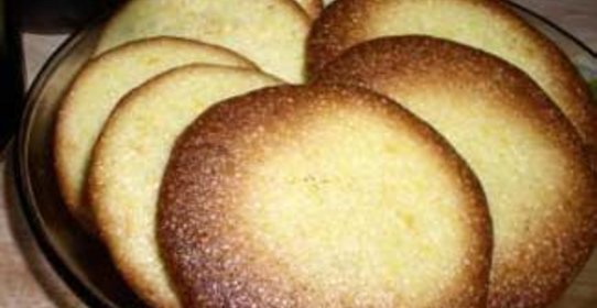 Апельсиновое печенье из поленты к кофе