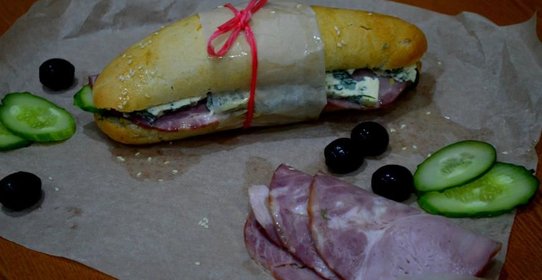 Сэндвич-багет по-французски с шампиньонами