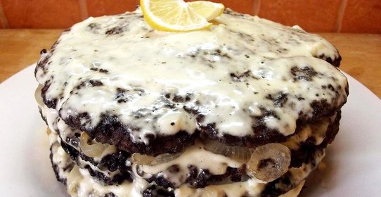 Праздничный печеночный торт с ноткой лимона