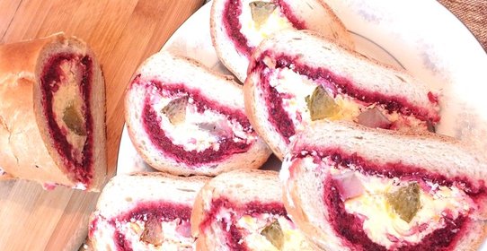 Селедка под шубой в багете