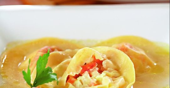 Равиоли с раковыми шейками