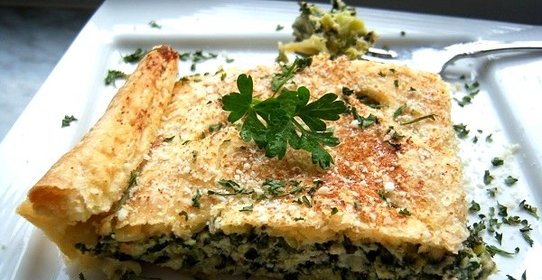 Слоеный пирог с брокколи