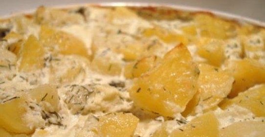 Картофель со сметаной запеченный