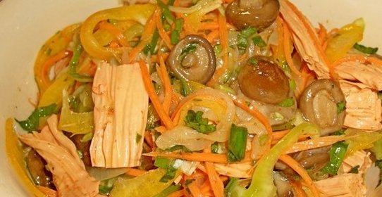 Спаржа с морковью по-корейски