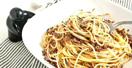 Макароны по-флотски с тушенкой