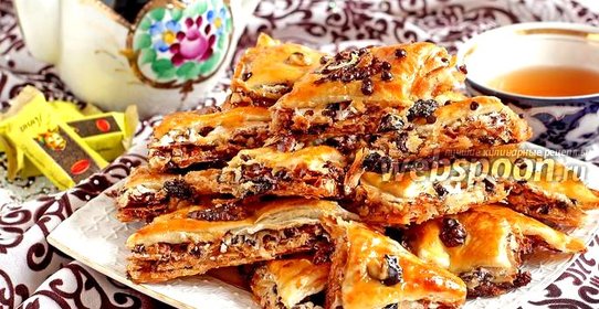 Пахлава медовая с шоколадом