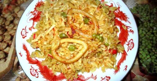 Паэлья с кальмарами в пиве