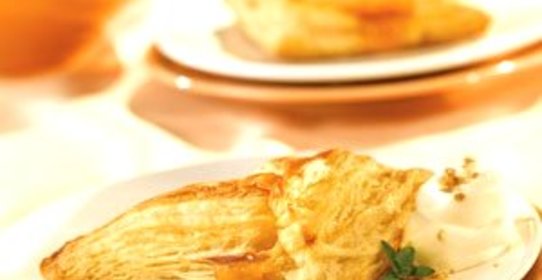 Слоеные пирожки с повидлом