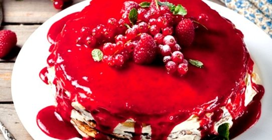 Блинный торт с вареньем