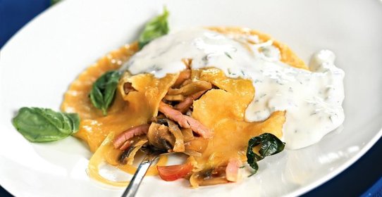 Равиоли с ветчиной и грибами