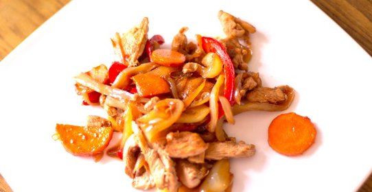 Курица по‑китайски с овощами