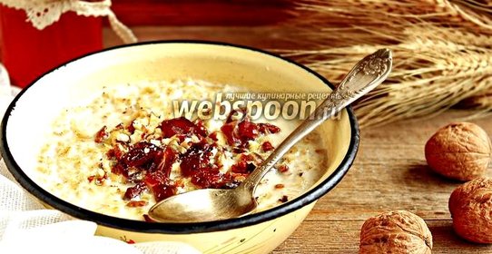 Овсяная каша с финиками и орехами (постная)