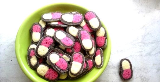 Разноцветное печенье